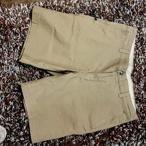 Columbia shorts .. I don’t think I have ever worn them.. good quality